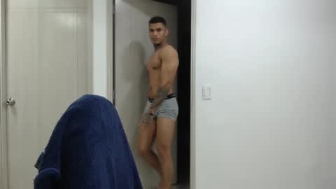 juan_gomez_1 online show from 01.05.25