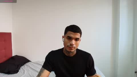 juan_gomez_1 online show from 04.18.26