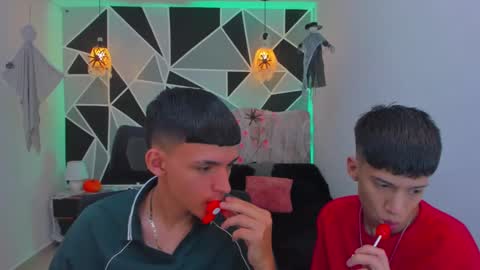 JuanSteven online show from 10.23.25