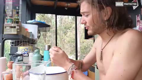 Juana1hin online show from 11.20.25