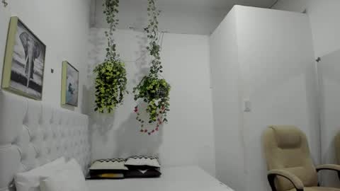 Snapshot of juana_naranjo chatting on 06.02.26 juana_naranjo online show from 06.02.26