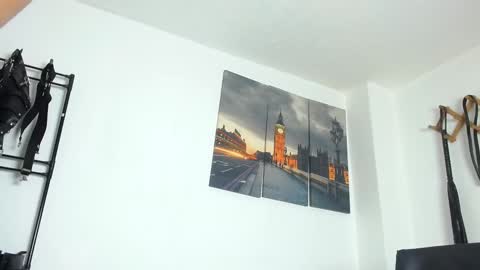 Snapshot of juanbladde chatting on 11.12.25 Juan Esteban online show from 11.12.25