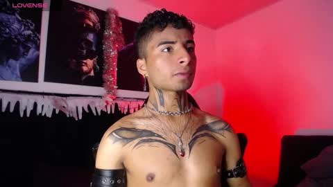 juancamilo66_ online show from 01.01.25