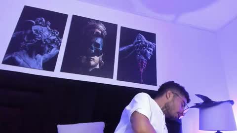 Snapshot of juancamilo66_ chatting on 10.10.25 juancamilo66_ online show from 10.10.25