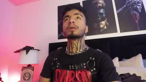 Snapshot of juancamilo66_ chatting on 10.22.25 juancamilo66_ online show from 10.22.25