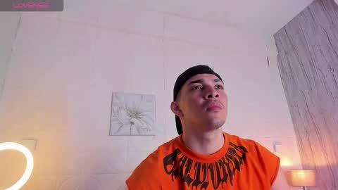 Juan David online show from 11.18.25