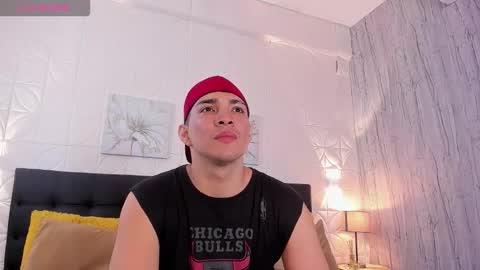 Juan David online show from 11.21.25