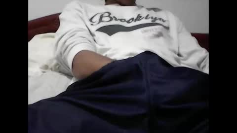 Snapshot of juandr27 chatting on 11.16.25 juandr27 online show from 11.16.25