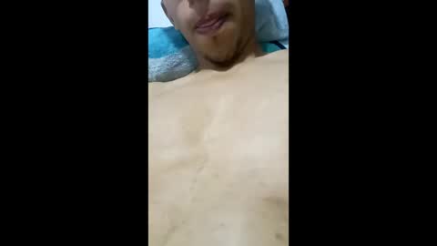 Snapshot of juandr27 chatting on 02.11.26 juandr27 online show from 02.11.26