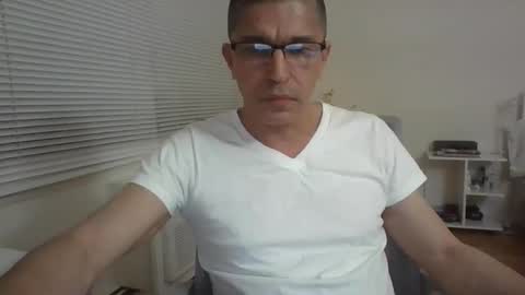 Snapshot of juanearth1 chatting on 01.05.26 juanearth1 online show from 01.05.26