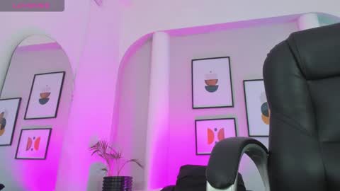 Snapshot of juanita__acosta chatting on 02.04.26 juanita__acosta online show from 02.04.26