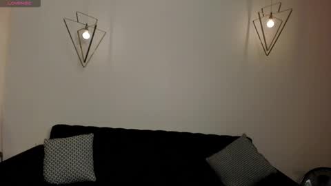 Snapshot of juanitaclay chatting on 10.21.25 Juanita Clay online show from 10.21.25