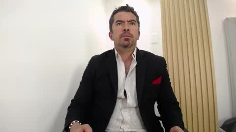 Snapshot of juank_fit45 chatting on 04.27.26 Juan k online show from 04.27.26