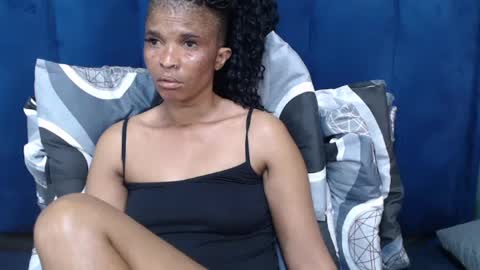 Snapshot of jucylipsebony chatting on 06.14.26 jucylipsebony online show from 06.14.26