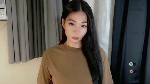 Snapshot of judy_fuckdoll chatting on 10.17.25 JUDY online show from 10.17.25