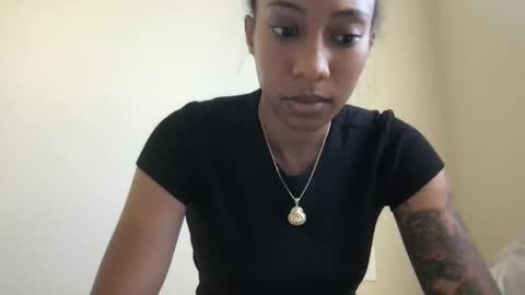 Snapshot of juicijazzi chatting on 10.06.25 juicijazzi online show from 10.06.25