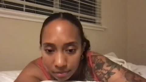 Snapshot of juicijazzi chatting on 10.29.25 juicijazzi online show from 10.29.25