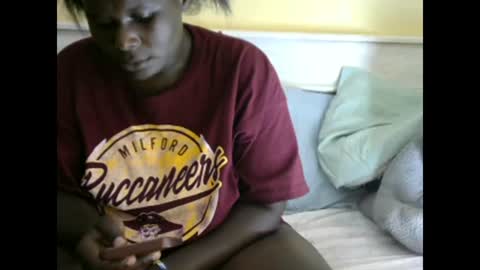 Snapshot of juicy576808 chatting on 12.23.24 zainabu online show from 12.23.24