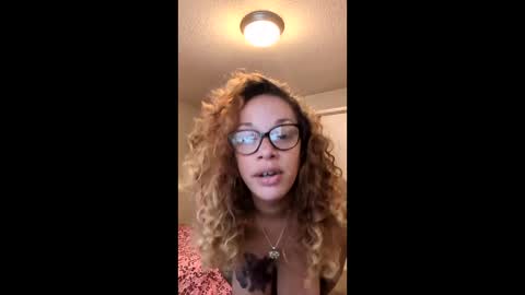 Snapshot of juicy_juju3 chatting on 05.13.26 juicy_juju3 online show from 05.13.26