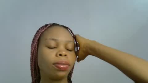 Snapshot of juicy_slut0 chatting on 06.23.26 Champaign online show from 06.23.26