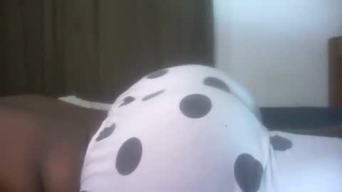 Snapshot of juicybooty_001 chatting on 01.14.25 Sweetass online show from 01.14.25