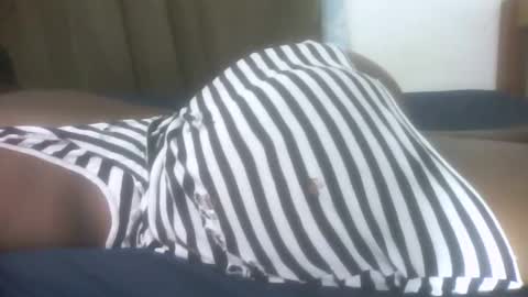 Snapshot of juicybooty_001 chatting on 02.03.25 Sweetass online show from 02.03.25