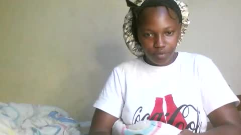 Snapshot of juicyicequeen chatting on 10.13.25 juicyicequeen online show from 10.13.25