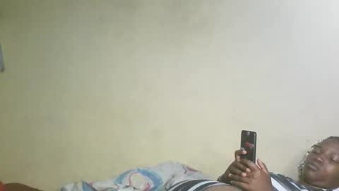 Snapshot of juicyicequeen chatting on 10.20.25 juicyicequeen online show from 10.20.25