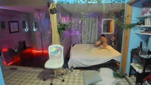 Snapshot of juicyjayxxx69 chatting on 09.29.25 juicyjayxxx69 online show from 09.29.25