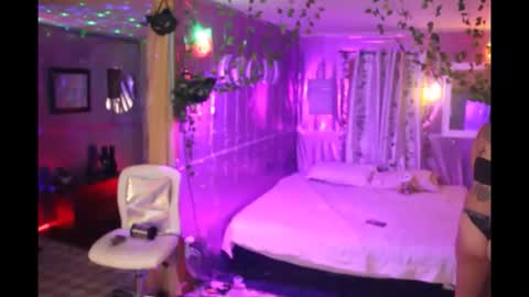 Snapshot of juicyjayxxx69 chatting on 10.02.25 juicyjayxxx69 online show from 10.02.25