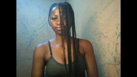 Snapshot of juicypiexx chatting on 10.08.25 juicypiexx online show from 10.08.25