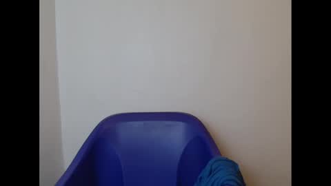 juicyxpink online show from 01.15.25