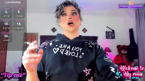 Jujubee online show from 01.26.25