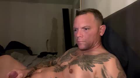 Snapshot of julemanddenmark chatting on 09.25.25 julemanddenmark online show from 09.25.25