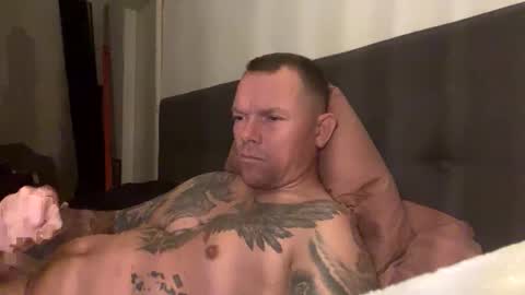 Snapshot of julemanddenmark chatting on 11.03.25 julemanddenmark online show from 11.03.25