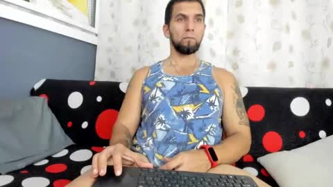 juleslake2 online show from 11.01.25