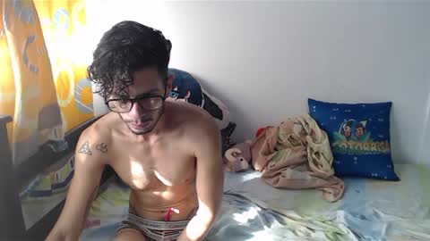 Snapshot of julfigo chatting on 02.18.25 Julfigo online show from 02.18.25