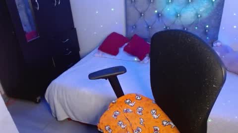  Juliana Torres  online show from 03.06.25