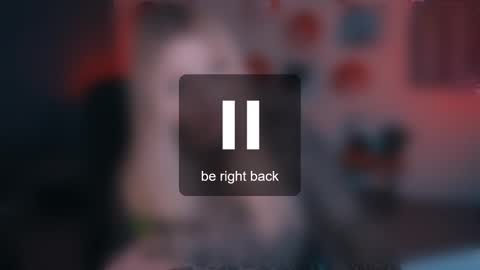 juli kisss online show from 02.21.25