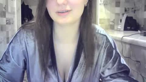 julia69009 online show from 12.19.24