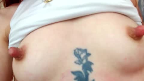 Snapshot of julia__jae chatting on 10.08.25 JuliaJae online show from 10.08.25