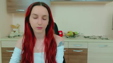 JuliaJae online show from 04.28.26