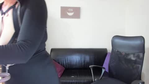 Julia Andersone online show from 02.03.25