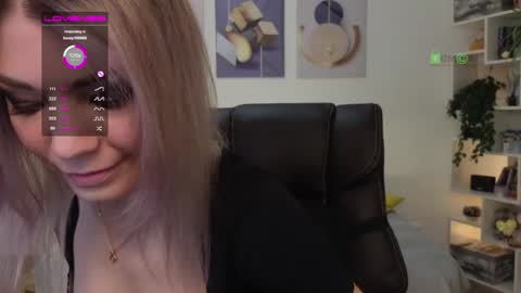 Cute online show from 12.19.24