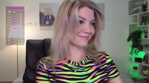 Cute online show from 01.14.25