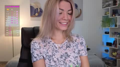 Cute online show from 01.28.25