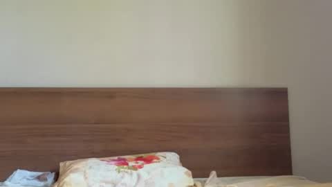 julia_giulia online show from 10.07.25