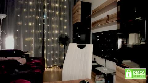 julia_t_mog online show from 02.08.26