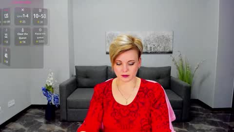 Snapshot of julia_wilsons chatting on 02.13.26 Julia online show from 02.13.26