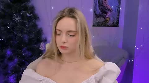 Snapshot of juliabrewwer chatting on 02.09.26 Julia online show from 02.09.26